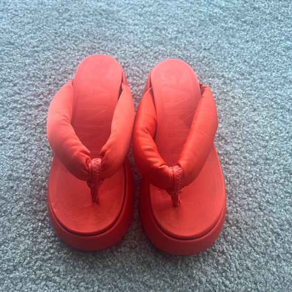 Ganni Women´s orange Padded Satin Platform Sandals